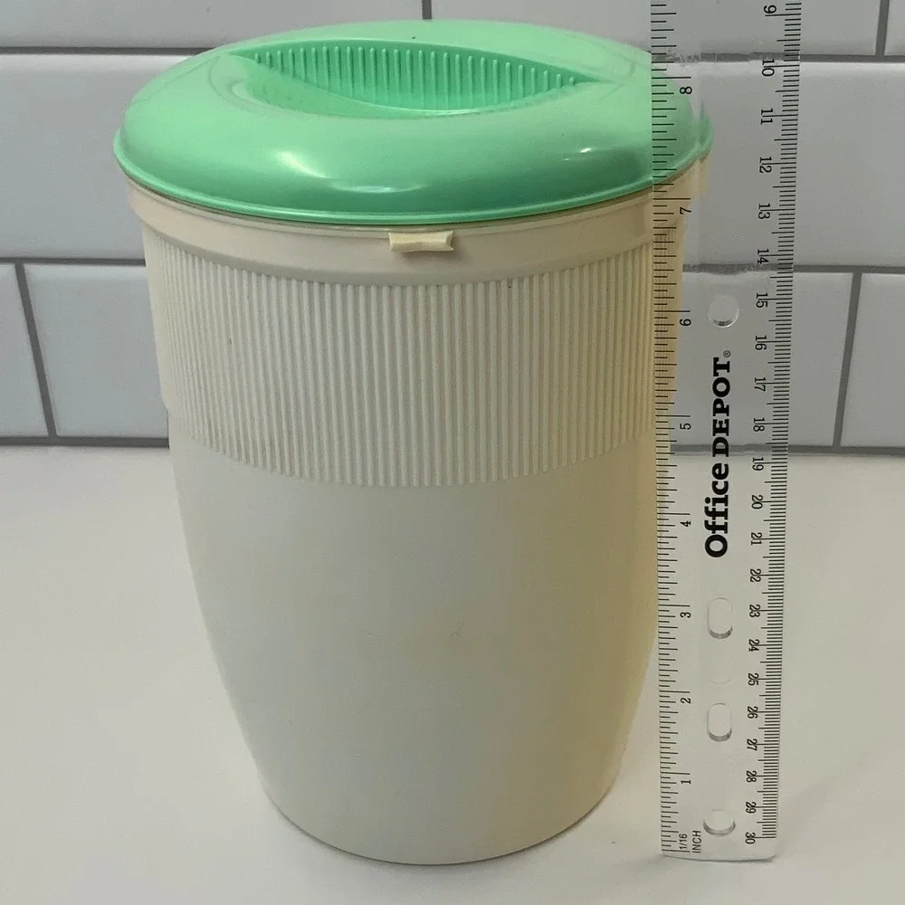 Vintage Unbranded Ribbed Thermal Ice Bucket Plastic Beige Green
